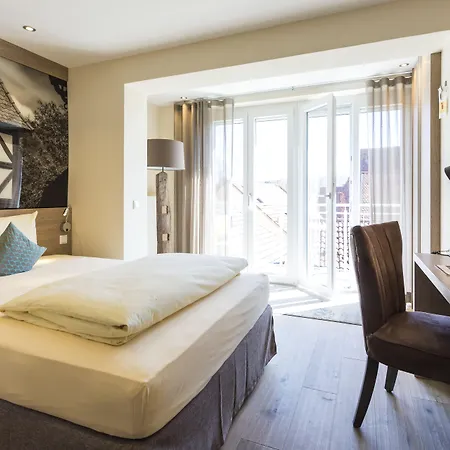 Gams Hotel
